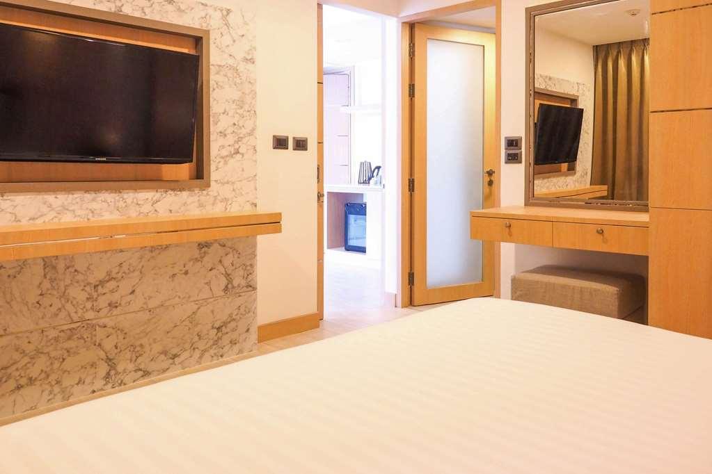 Clarion Hotel Patong Phuket Rom bilde